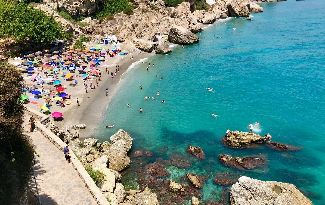Acogedor Estudio En Nerja Centro 5M A Pie De La Playa Apartment